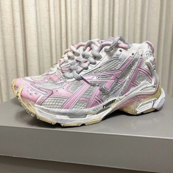 Balenciaga runner sneakers - Picture 2 of 4